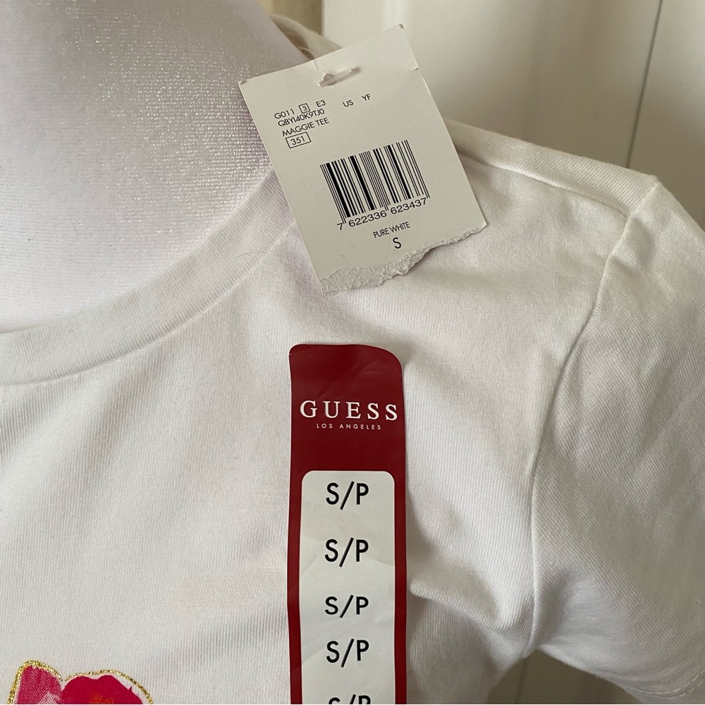 GUESS Embellished Graphic White T-Shirt NWT Size Small - Picture 5 of 13